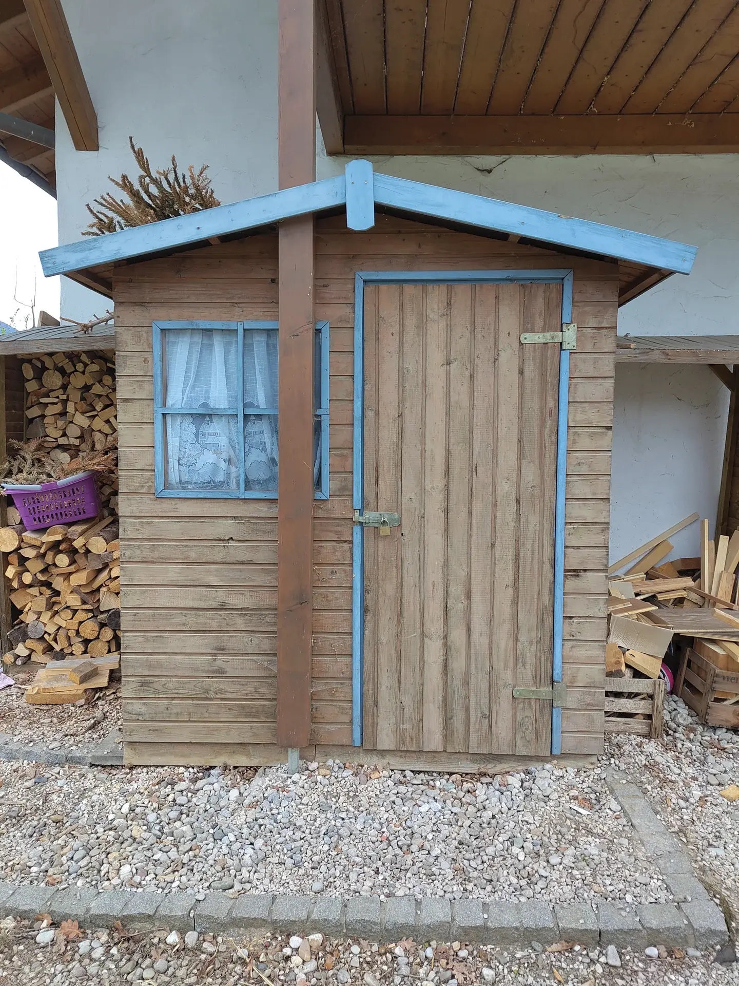 Shed before dissasmbly